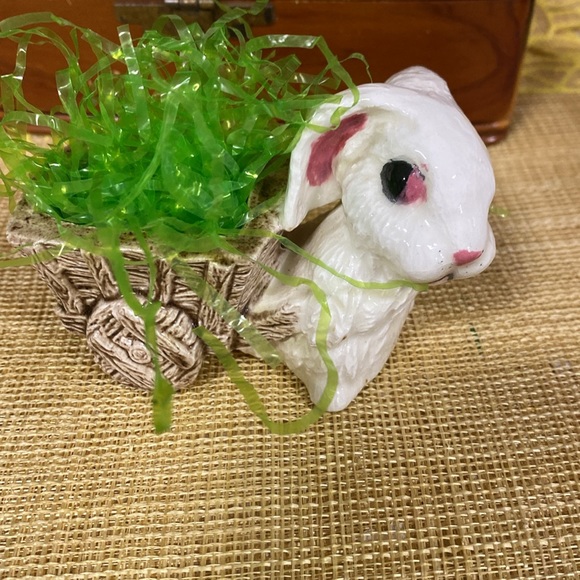 BUNNIES -VINTAGE EASTER CERAMIC BUNDLE - Picture 4 of 6